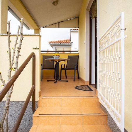 Apartman Luka Фажана Экстерьер фото